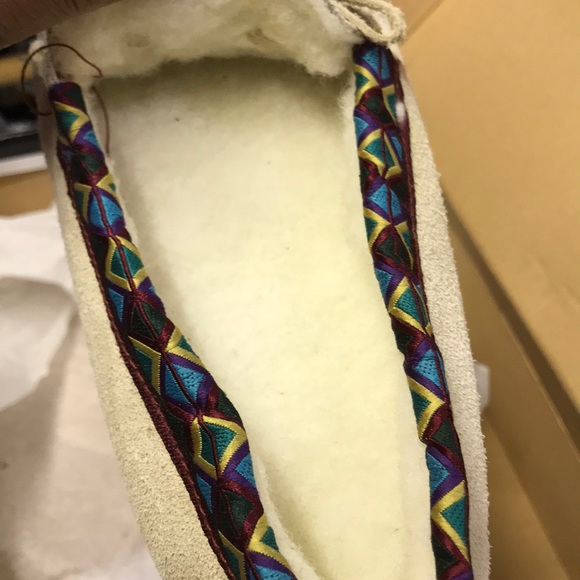 Northwest Territory comfort feet slippers - Picture 4 of 5